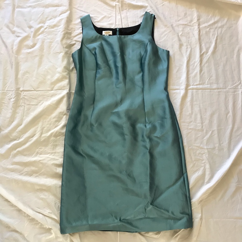 Women’s dress